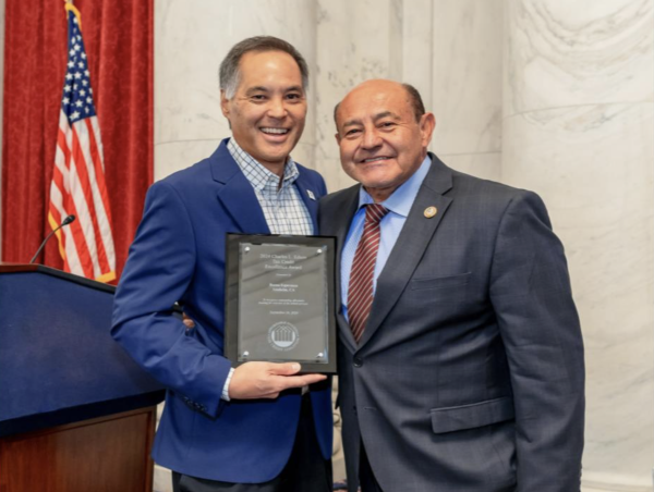  Buena Esperanza Receives National Award for Housing Veterans 