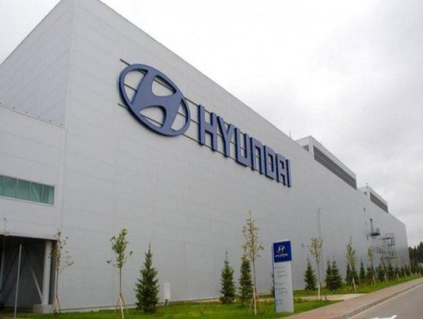  Hyundai Motor India IPO sets record with $3.3 billion listing today 