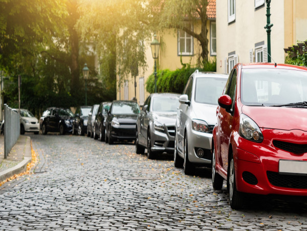  European car sales decline for first time in two years; EV sales provide some relief 