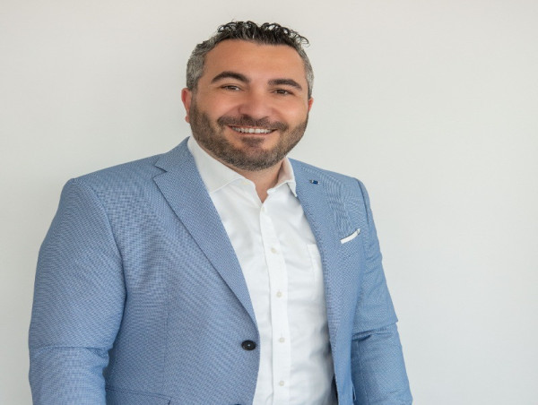 CommuniD CEO Elvio Gramignano to Host LinkedIn Live Event with Dr. Bassil Akra on EU Medical Device Regulations (MDR)