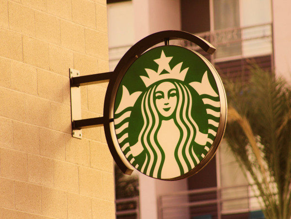  Starbucks’ new CEO Brian Niccol is planning a menu upgrade, but will it bring back customers? 