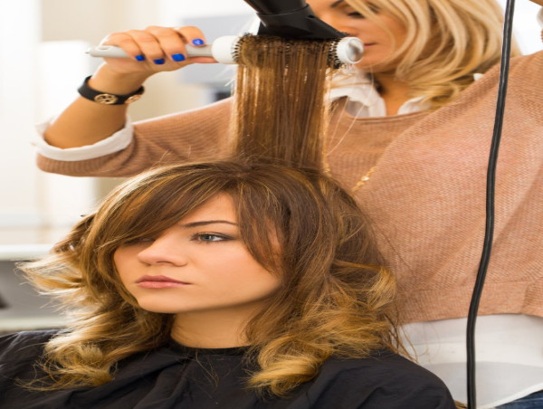  Clementine’s Salon Uses Matchmaking Services to Connect Clients with Their Hair Stylists. 