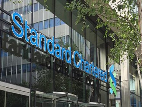 UBS and Standard Chartered surpass Q3 profit expectations, signal growth amid strategic shifts