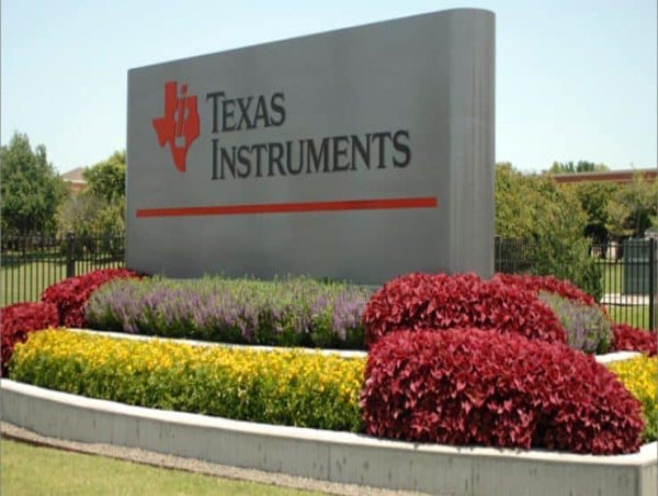  Is there a good reason to buy Texas Instruments stock now? 