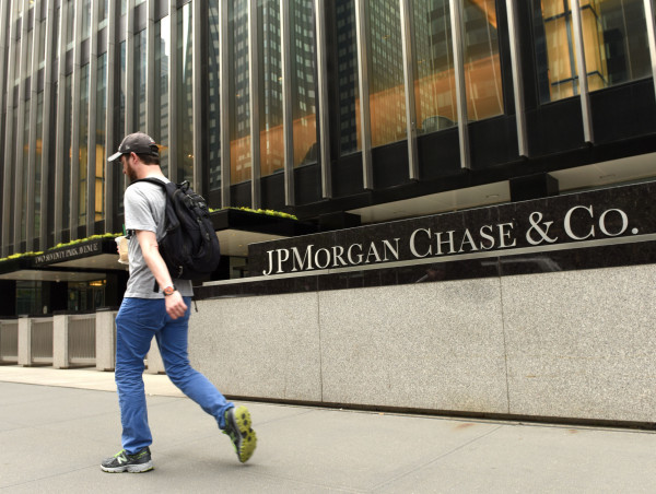  Why JPMorgan stock could face headwinds despite Trump’s expected pro-bank policies 