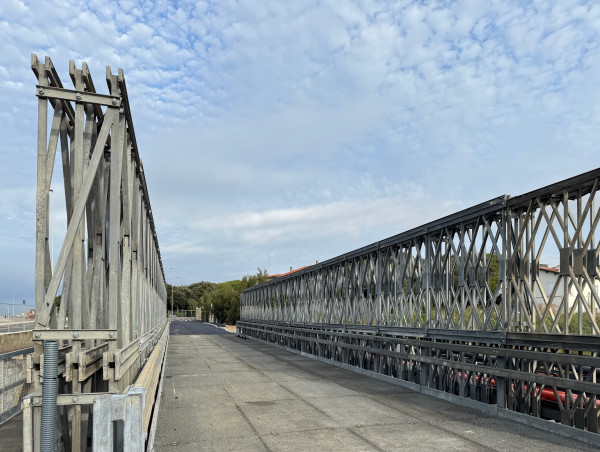 Acrow Provides Safe, Reliable Detour Solution During Bridge Replacement Project in Italy