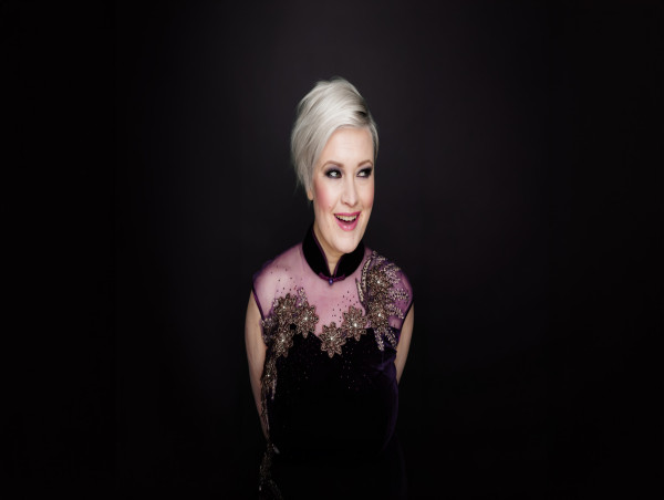  Eeppi Ursin Brings Finnish-American Christmas Cheer Across the United States with New Album and Tour 