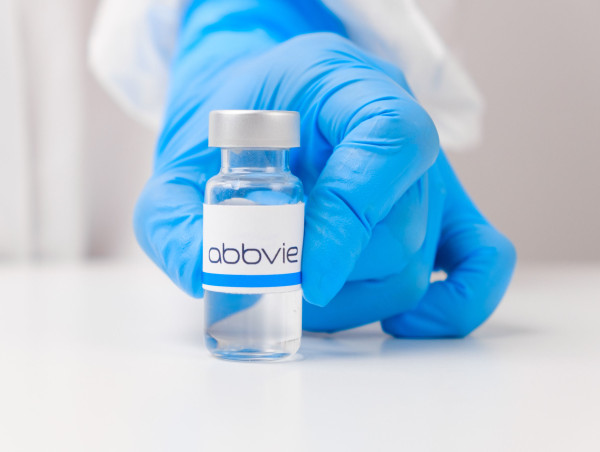  AbbVie stock drops 12% on schizophrenia drug setback: should you buy the dip? 