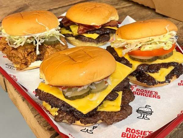  Happy Belly's Smash Burger Brand Rosie's Burgers Announces the Signing of a Franchisee and Signed Location for Hamilton, Ontario 