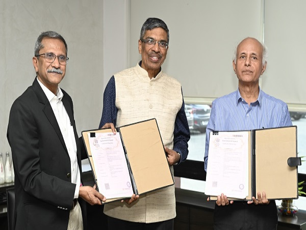  Ahmedabad University, IIT Gandhinagar, and UC San Diego Consortium Partners with GIFT City to Launch GIFT International Fintech Institute 
