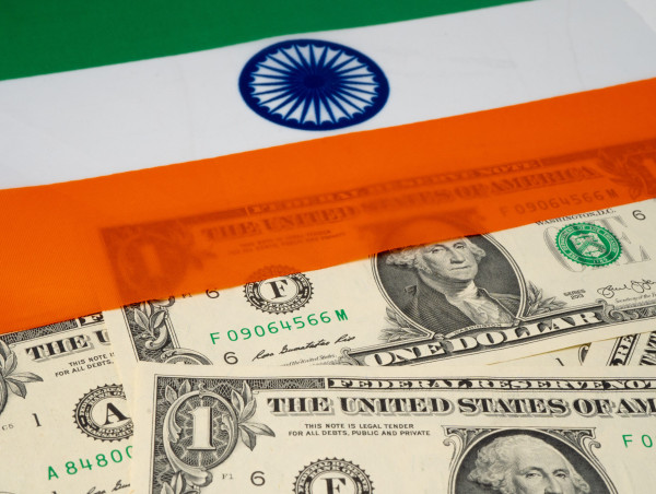  USD/INR forecast: pattern points to an Indian rupee comeback 