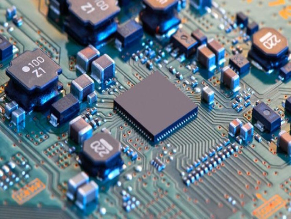  SMIC stock surges 120% amid China’s push for chip self-reliance 