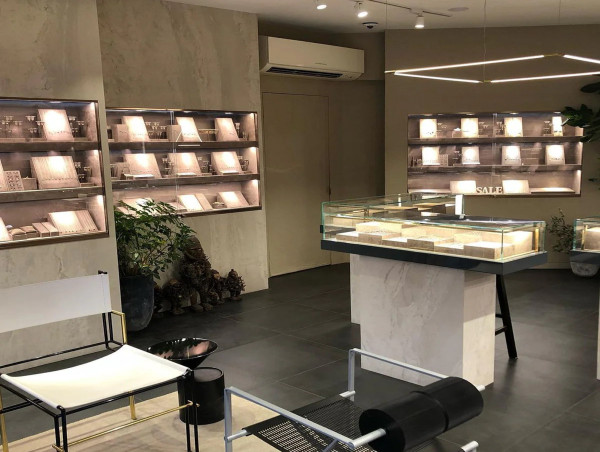 Phoenix Roze Celebrates 18 Years of Meaningful, Custom Jewelry in NYC's West Village