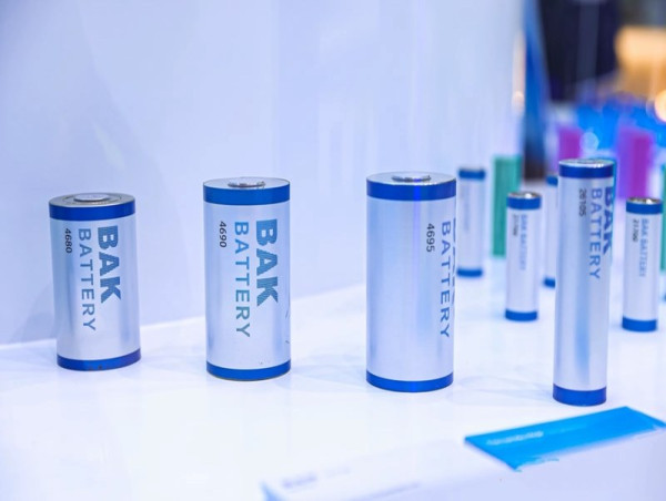  Release of 2024 Blue Book on the Development of China's Big Cylindrical Lithium Battery Industry, with BAK Battery Advancing Multi-Field Applications of Cutting-Edge Big Cylindrical Lithium Battery 