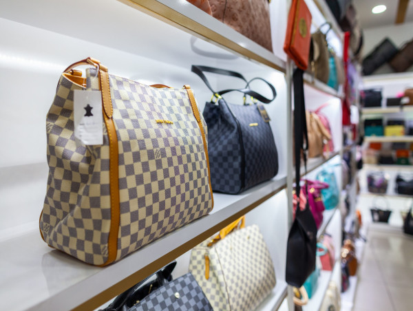  How counterfeiters are profiting from India’s booming luxury goods market 