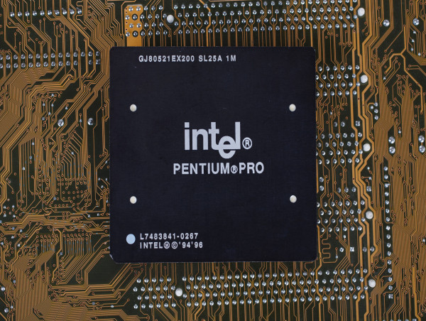 Intel’s new CEO faces tough AI market challenges