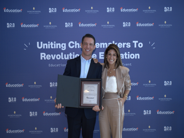  Rony Jabour Honored with Prestigious Excellence in Education Award at Education 2.0 Conference in Dubai 