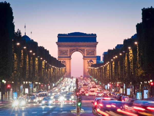 CAC 40 index forecast ahead of ECB decision: is it a buy?