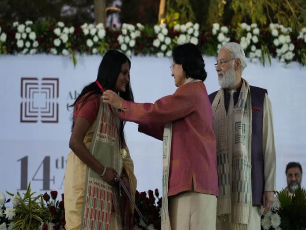  Vinita Bali Inspires Ahmedabad University's Class of 2024 to Lead with Purpose and Global Perspective 