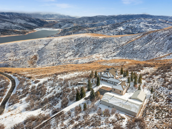  Stunning 21-Acre Mountain Estate Near Park City, Utah to Auction via Concierge Auctions 