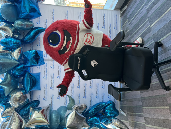  #AndaSeatEmpowersAll: Gaming Comfort Reaches Young Patients at Lurie Children's Hospital Through AndaSeat Initiative 