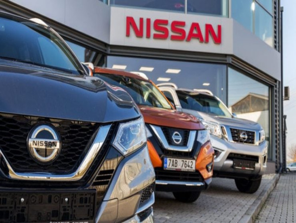  Carlos Ghosn: Nissan will be on the losing end if it merges with Honda 