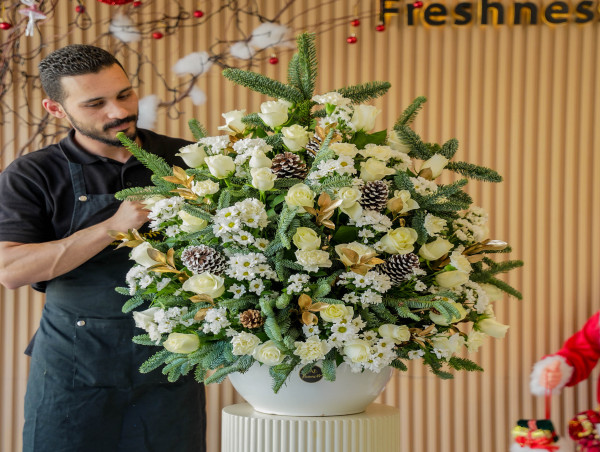  UAE Flowers Celebrates Record Growth with Christmas Collection 2024 