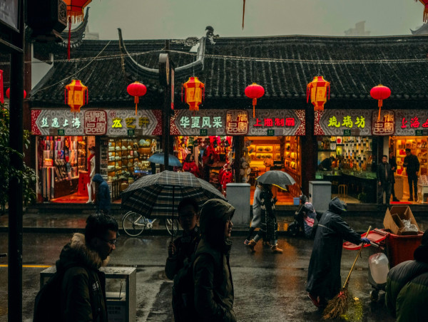 Why are 3.4 million Chinese youth vying for civil service jobs despite risks?
