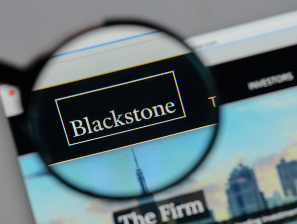 Blackstone stock price could dive 22% before rebounding