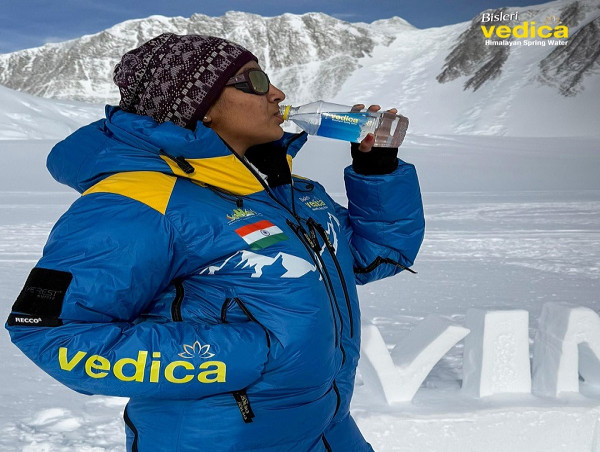  17-Year-Old Kaamya Karthikeyan Achieves Historic Seven Summits Milestone, Summits Mt. Vinson Massif with Bisleri Vedica 