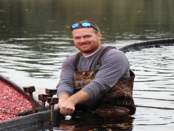  Massachusetts Cranberry Grower Awarded Fruit + Vegetable 40 Under Forty Honor 