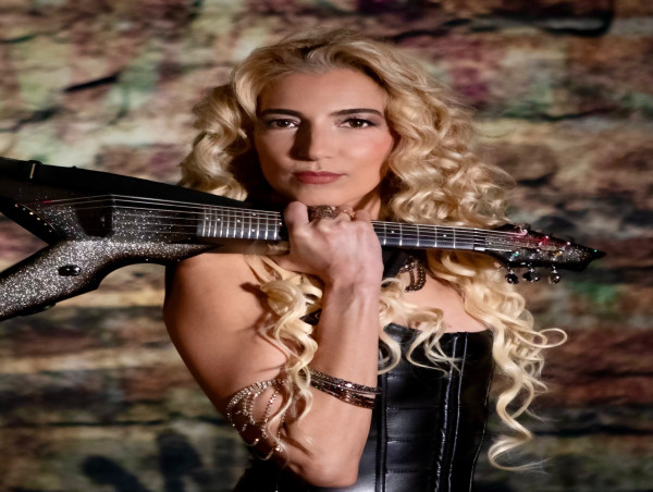  HIP Video Promo Presents: Susan Aquila releases brand new music video for 