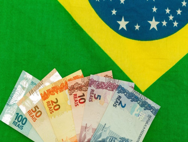  USD/BRL is falling: is this the end of the Brazilian real crash? 