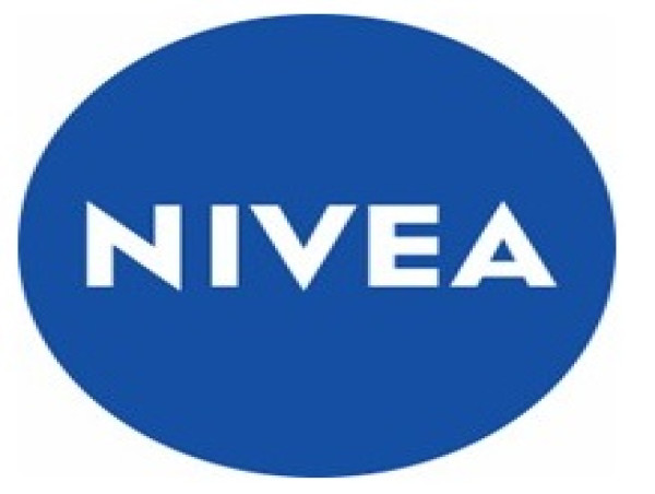  NIVEA India Sets a GUINNESS WORLD RECORDS With Largest Online Video Chain of People Passing and Applying Moisturiser 