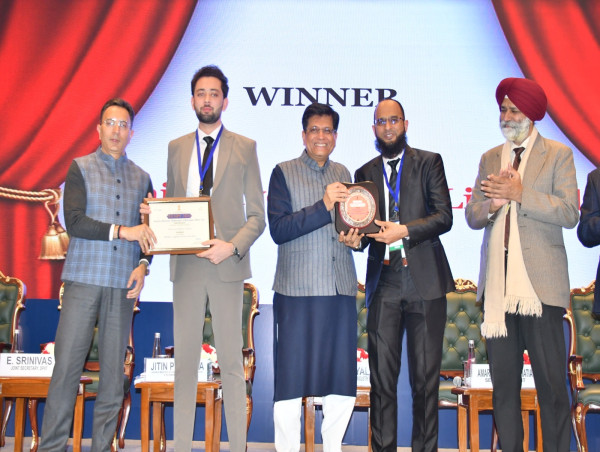 Shipwaves Honored with Prestigious LEAPS Award 2024 for Supply Chain Innovation, Excellence in Logistics, Sustainability