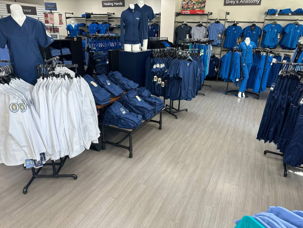  Dressing the Future: Supplying Customized School Uniforms for Southern Connecticut State University 