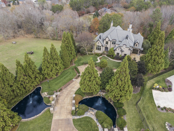  Former Business Executive's Beloved Estates in Winston-Salem, NC to be Sold at Online Auctions Beginning January 27th 