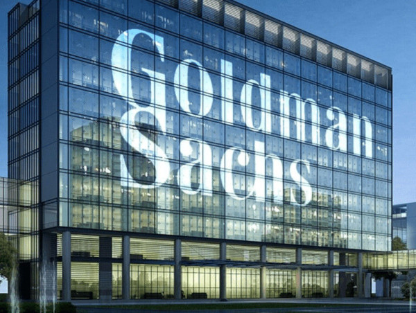  Goldman Sach’s Q4 profit surges to $4.11B beating estimates, shares tick up 2% 