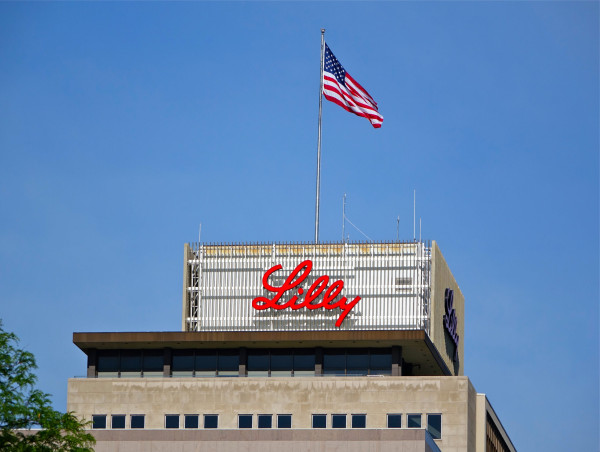  Eli Lilly cuts Q4 sales forecast, but analyst remains bullish on stock—here’s why 