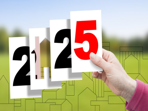 UK Property Market Will Be a Buyer’s Market for UK Expat and Foreign Investors in 2025