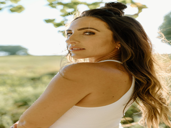  Karissa Sherwood Joins Legacy Makers TV to Highlight Empowerment Through Spiritual Connection 