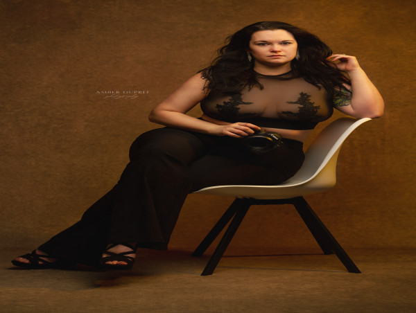  Nashville Photographer Empowers Women Through Luxury Portrait Experience 