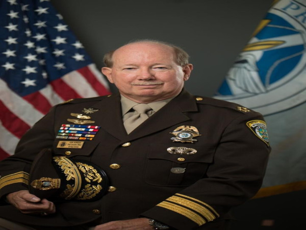  Chief Gene Saunders selected as Lifesaver of the Decade by IAOTP 