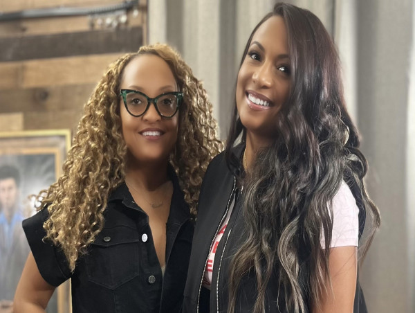  Race of Your Own Pod Hosts Exec Producer Delece James from BET+ “Fighting To Be Me: The Dwen Curry Story” Biopic 