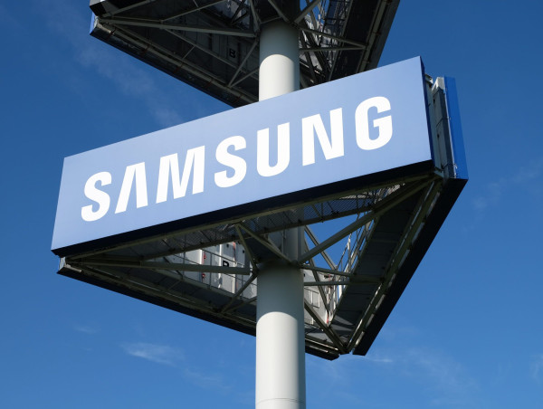  Samsung’s Q4 operating profit grew 130% in Q4: why shares slipped over 2%? 