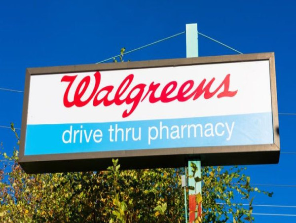  Walgreens (WBA) stock drops 15%: what’s behind today’s crash? 