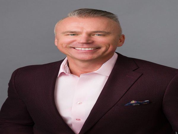 MARTIN ROWINSKI SELECTED AS TOP BUSINESS INNOVATOR OF THE YEAR BY IAOTP