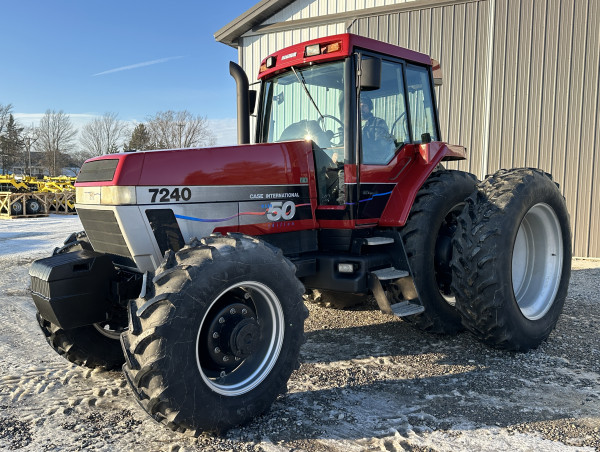  Tractor Tuesday to Auction Rare Low-Hour 1995 Case IH 7240 Mark 50 Edition 