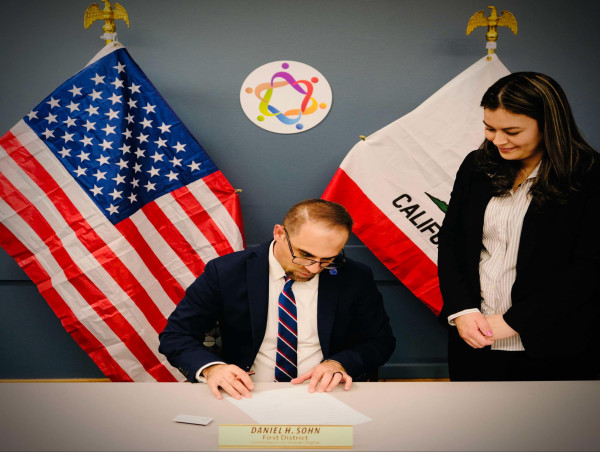  USIDHR Graduate Sworn In as Human Rights Commissioner in Sonoma County 