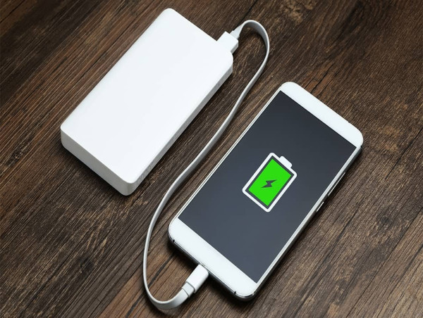  Mobile Power Bank Market Size to Worth USD 37.22 billion in 3034 With a 4.5% CAGR by Exactitude Consultancy 